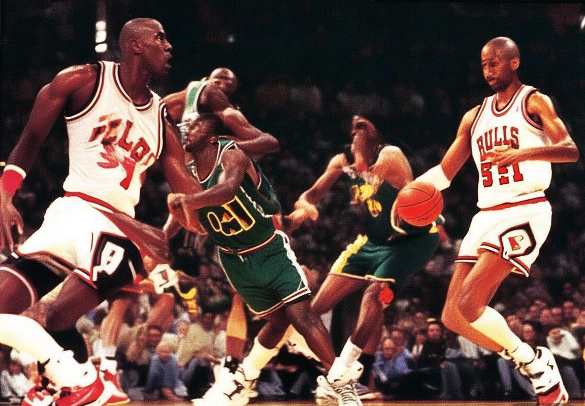 1996年NBA公牛勇士巅峰对决：乔丹传奇对决回顾(图2)